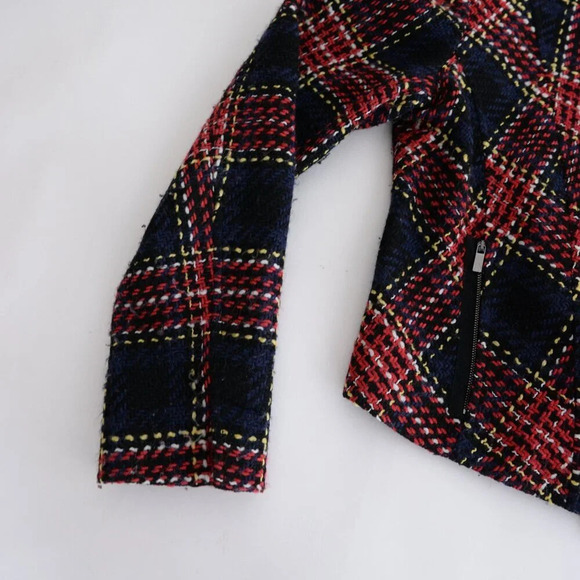 Riani Red Black Checker Plaid Cross Knit Tweed Snap Button Crop Blazer 10 - Picture 9 of 14
